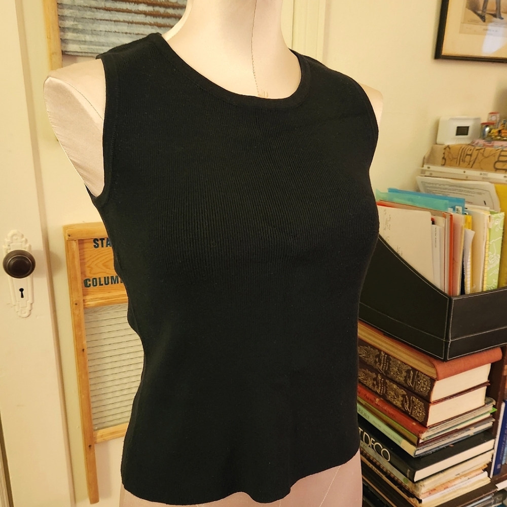 Vintage Black Vest Ribbed Sleeveless Top Richards & Jones